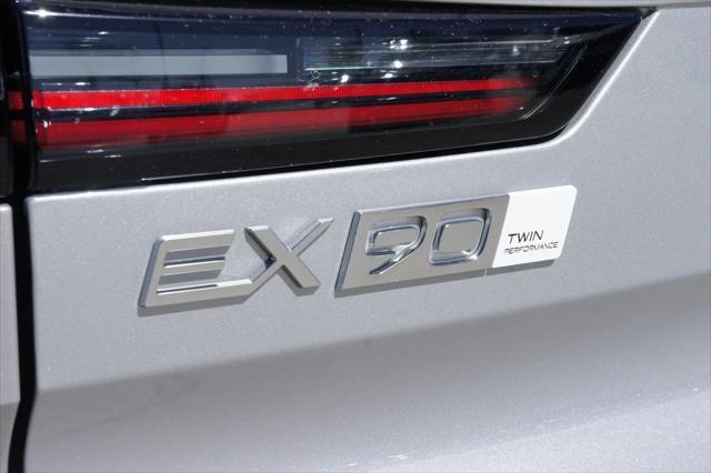 new 2025 Volvo EX90 car, priced at $91,705