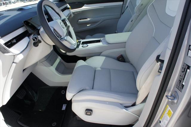 new 2025 Volvo EX90 car, priced at $91,705