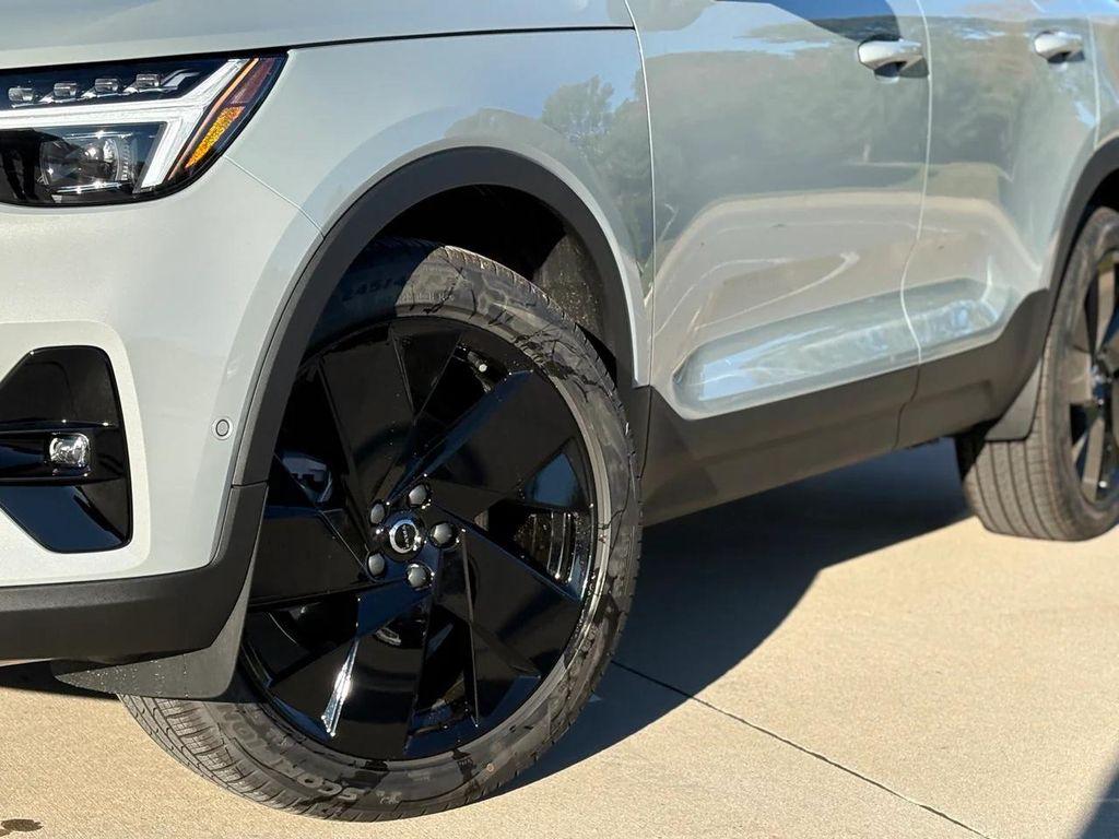 new 2026 Volvo XC40 car, priced at $54,400
