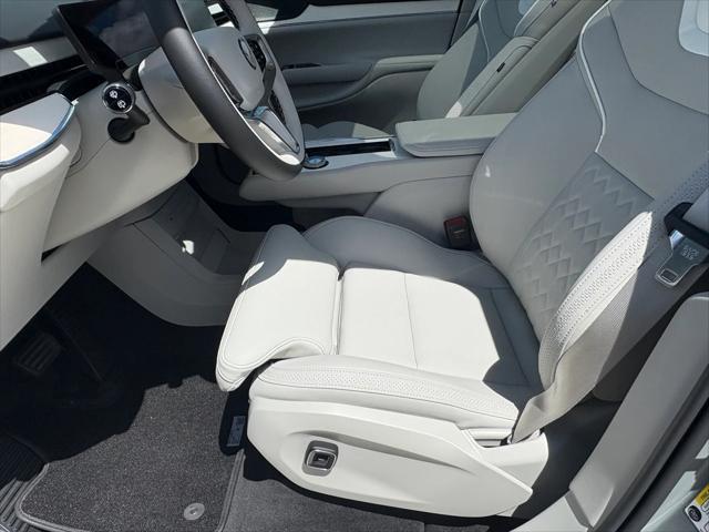 new 2025 Volvo EX90 car, priced at $85,640
