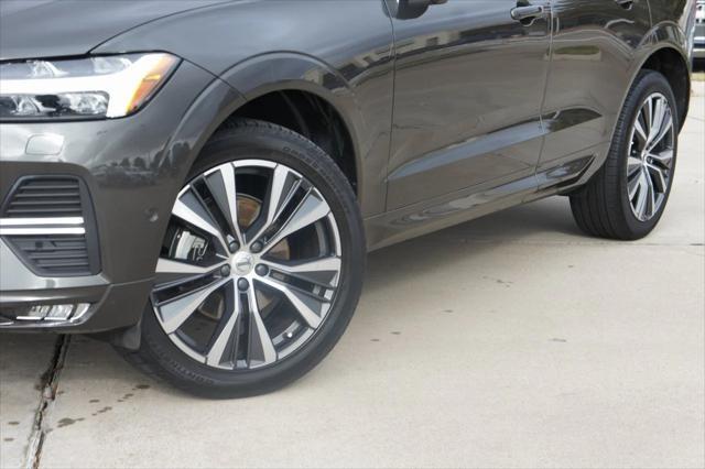 used 2022 Volvo XC60 car, priced at $34,208