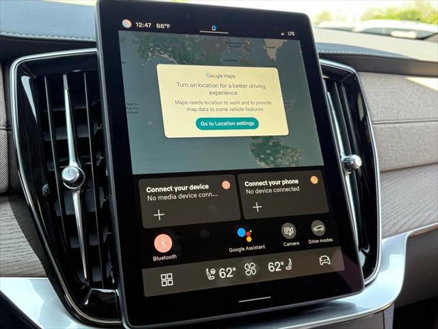 new 2025 Volvo XC90 Plug-In Hybrid car, priced at $77,305