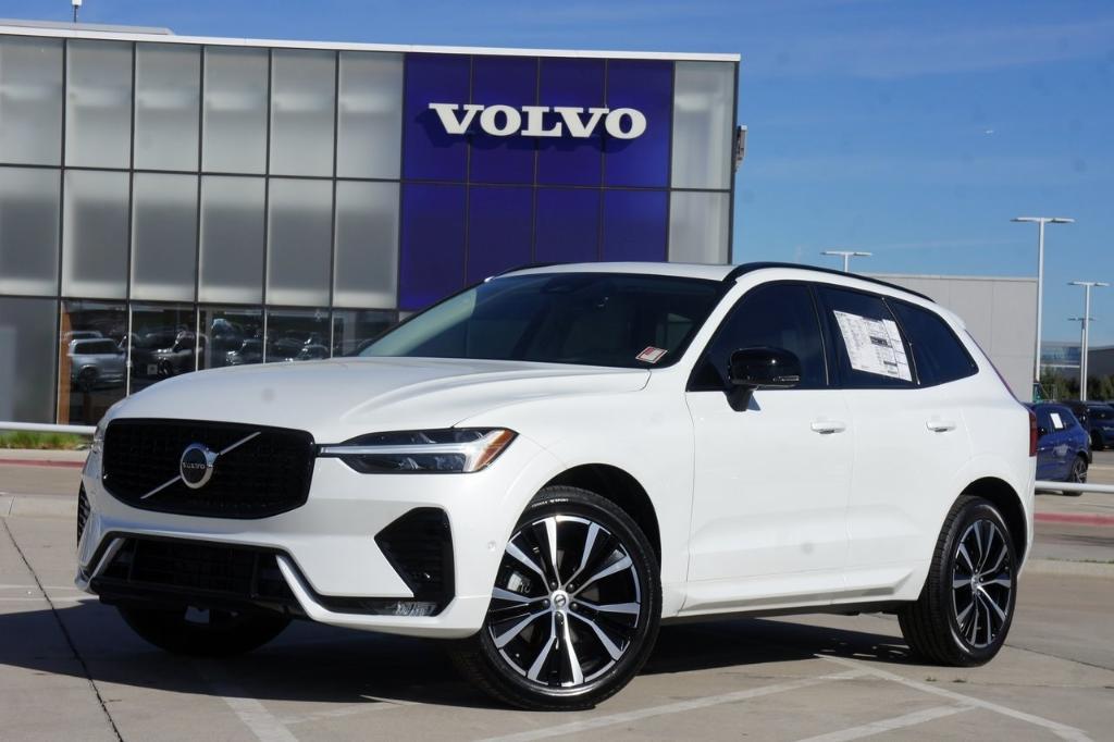 new 2024 Volvo XC60 car, priced at $49,685