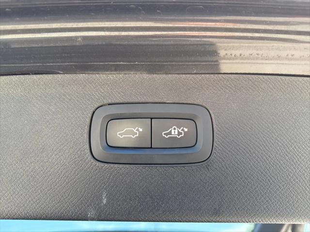 used 2020 Volvo XC90 Hybrid car, priced at $32,319
