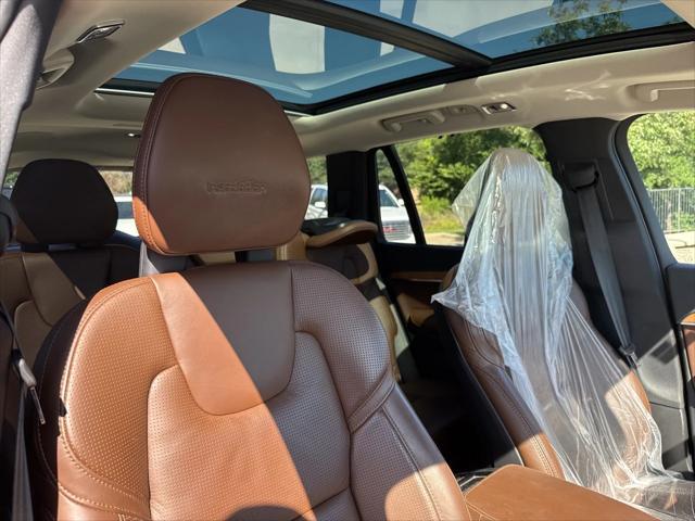 used 2020 Volvo XC90 Hybrid car, priced at $32,319