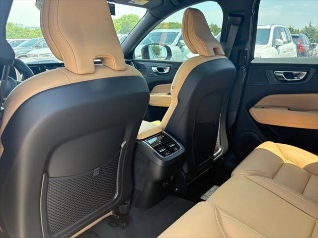 new 2025 Volvo XC60 car, priced at $60,460