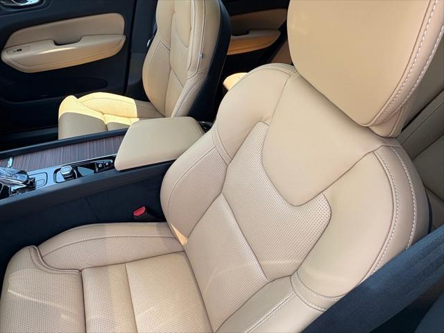 new 2025 Volvo XC60 car, priced at $60,460