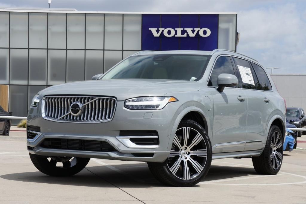 new 2025 Volvo XC90 Plug-In Hybrid car, priced at $78,560