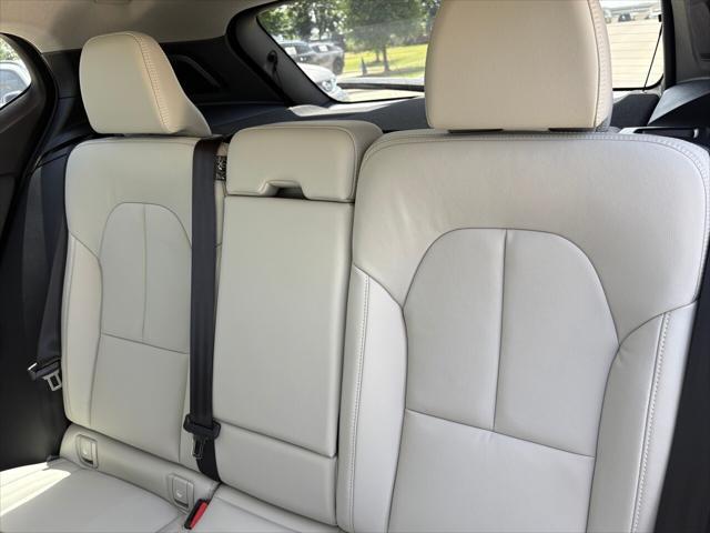 new 2025 Volvo XC40 car, priced at $50,610
