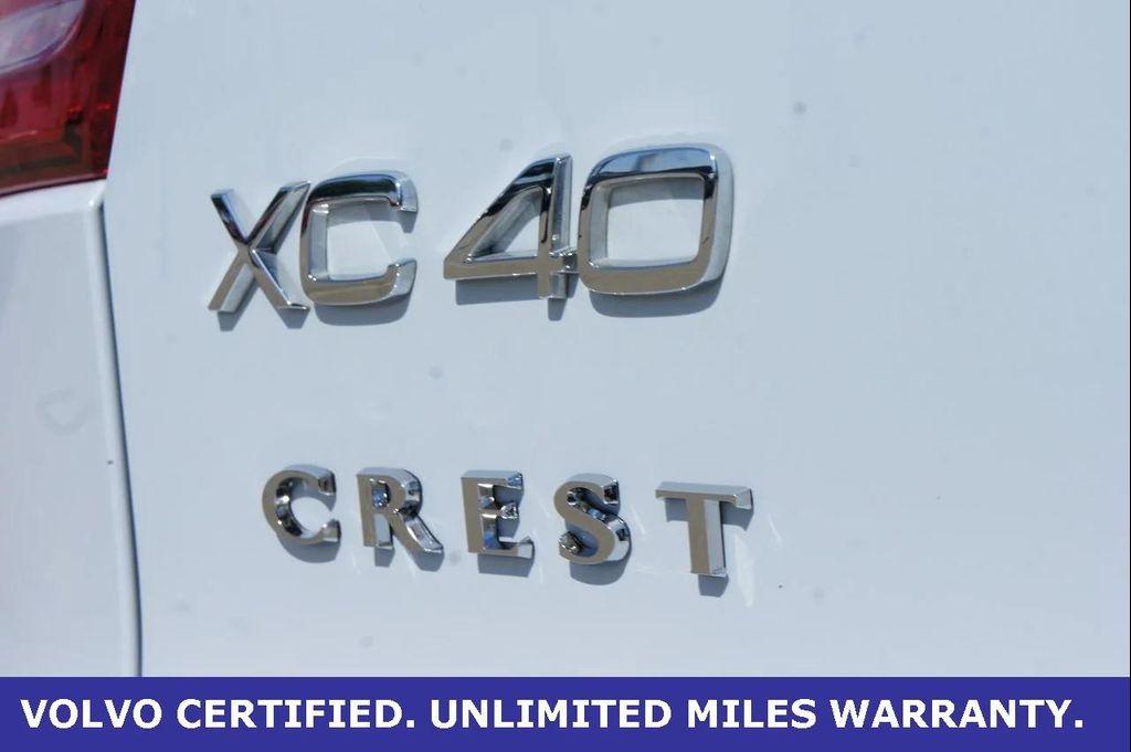 used 2025 Volvo XC40 car, priced at $35,000