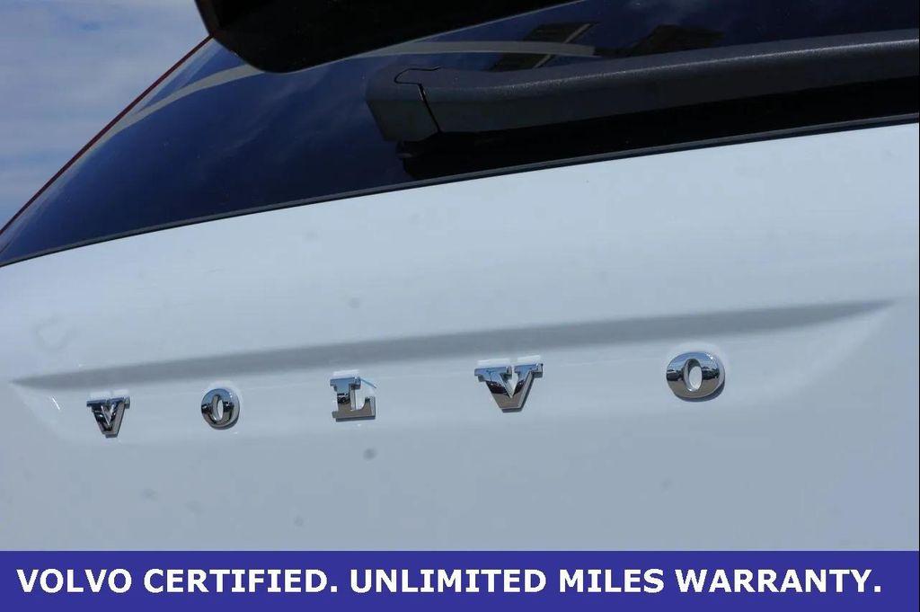 used 2025 Volvo XC40 car, priced at $35,000