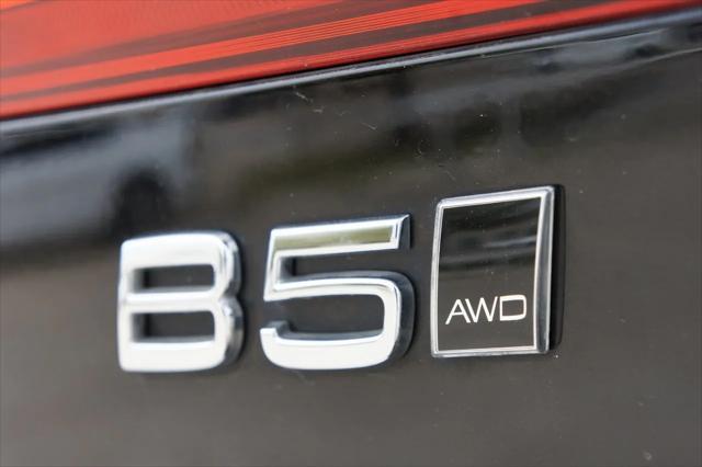 used 2022 Volvo XC60 car, priced at $37,493