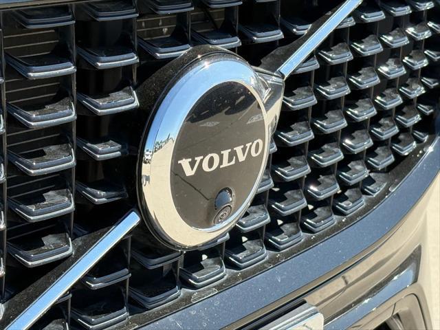 used 2023 Volvo XC60 car, priced at $40,878