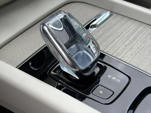 used 2022 Volvo XC60 car, priced at $38,494
