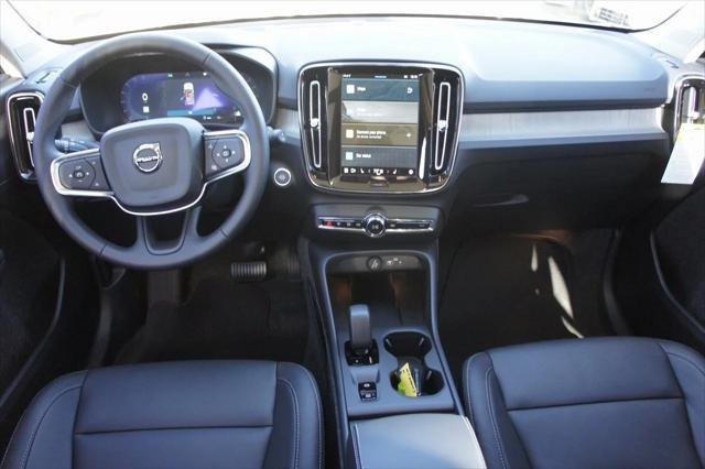new 2025 Volvo XC40 car, priced at $45,485