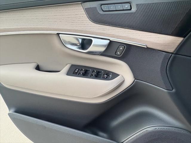 new 2026 Volvo XC90 car, priced at $71,825
