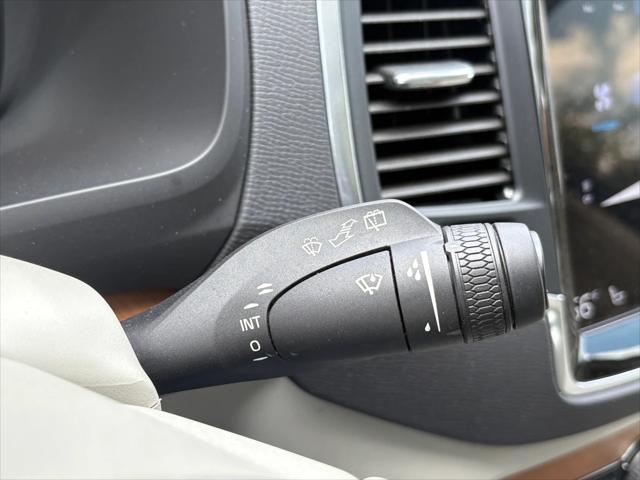used 2022 Volvo XC90 car, priced at $47,809