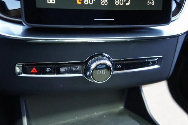 new 2025 Volvo XC90 car, priced at $60,495