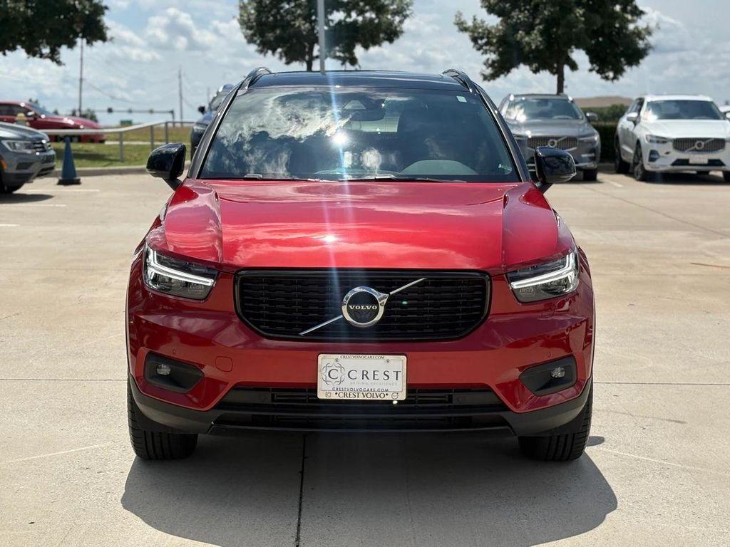 used 2020 Volvo XC40 car, priced at $26,916