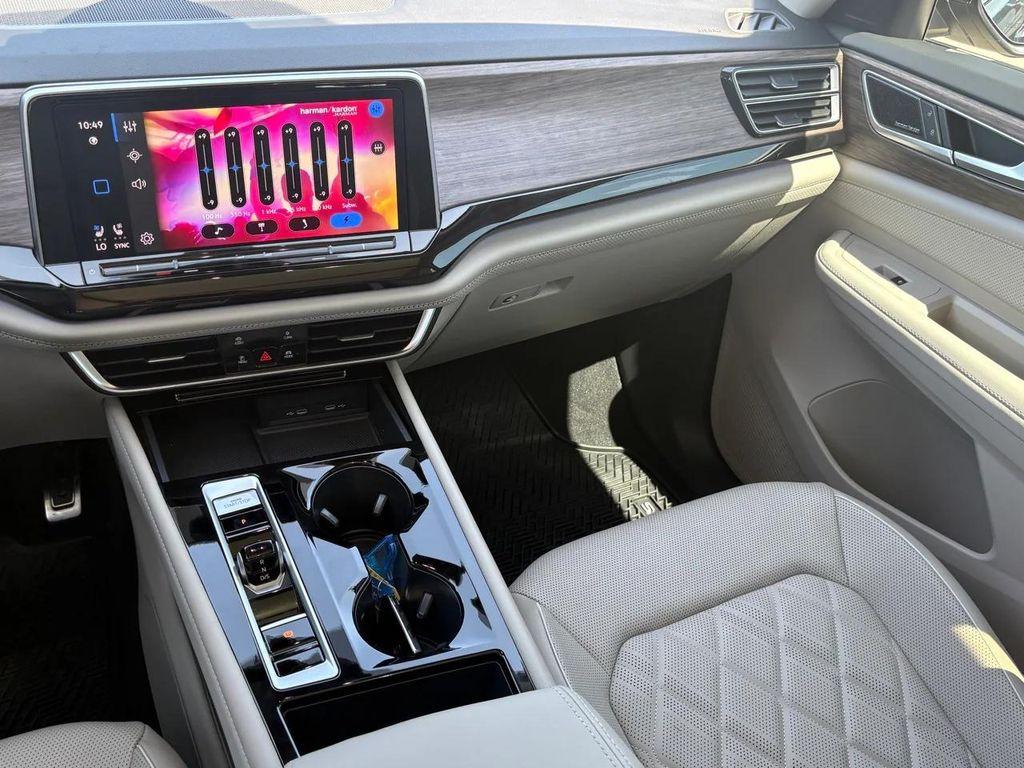 used 2024 Volkswagen Atlas car, priced at $41,500
