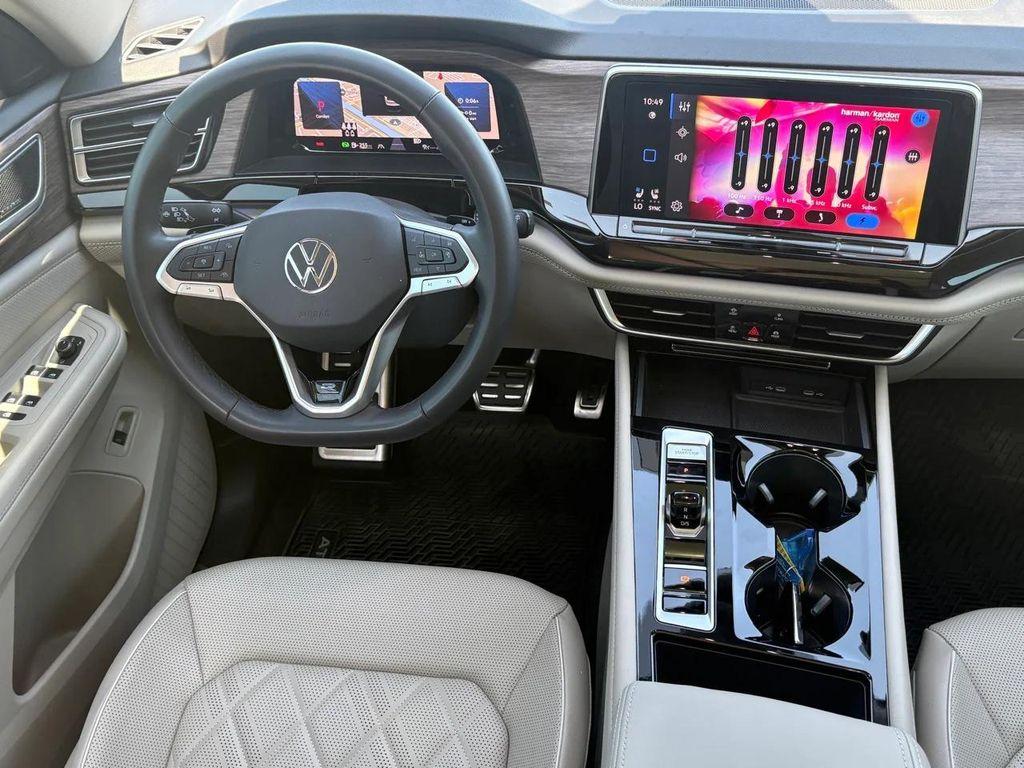 used 2024 Volkswagen Atlas car, priced at $41,500