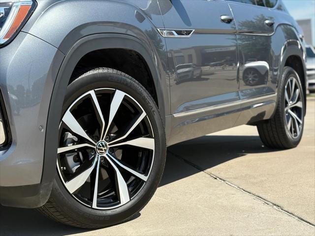 used 2024 Volkswagen Atlas car, priced at $46,092