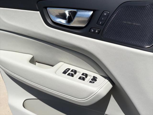 new 2025 Volvo XC60 car, priced at $61,335