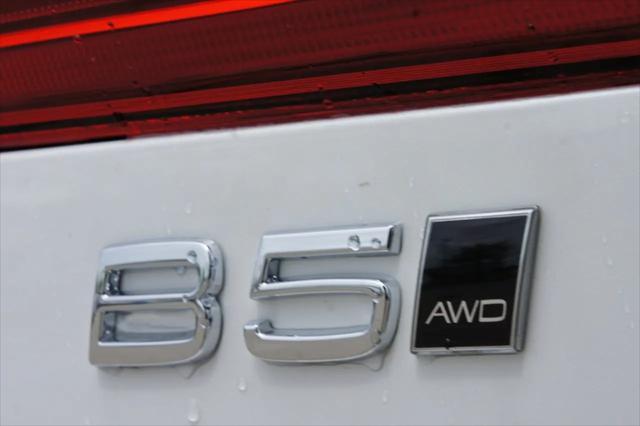 new 2025 Volvo XC60 car, priced at $61,260