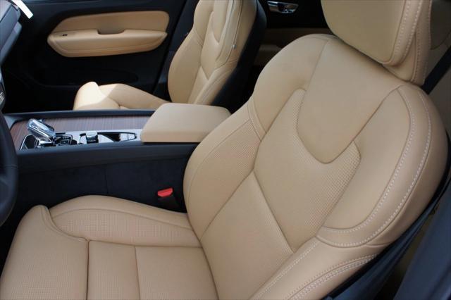 new 2025 Volvo XC60 car, priced at $61,260
