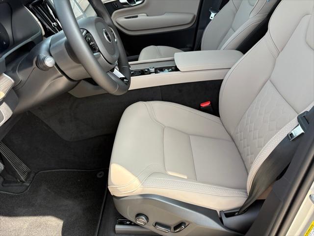 new 2025 Volvo XC90 car, priced at $65,555