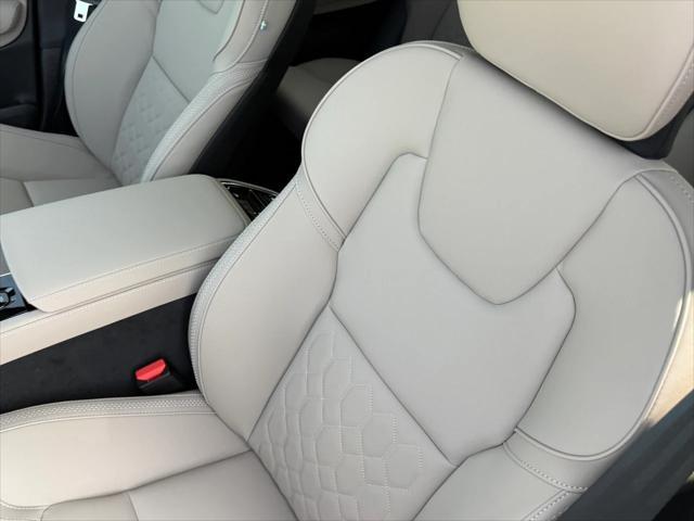 new 2025 Volvo XC90 car, priced at $65,555