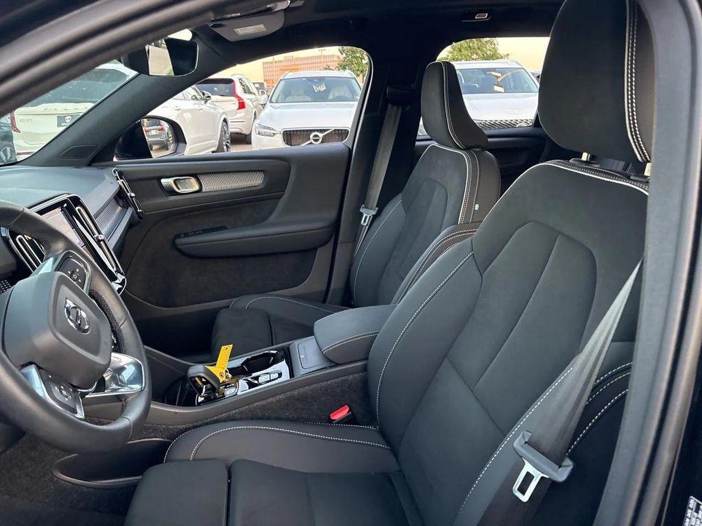 used 2025 Volvo XC40 car, priced at $37,999