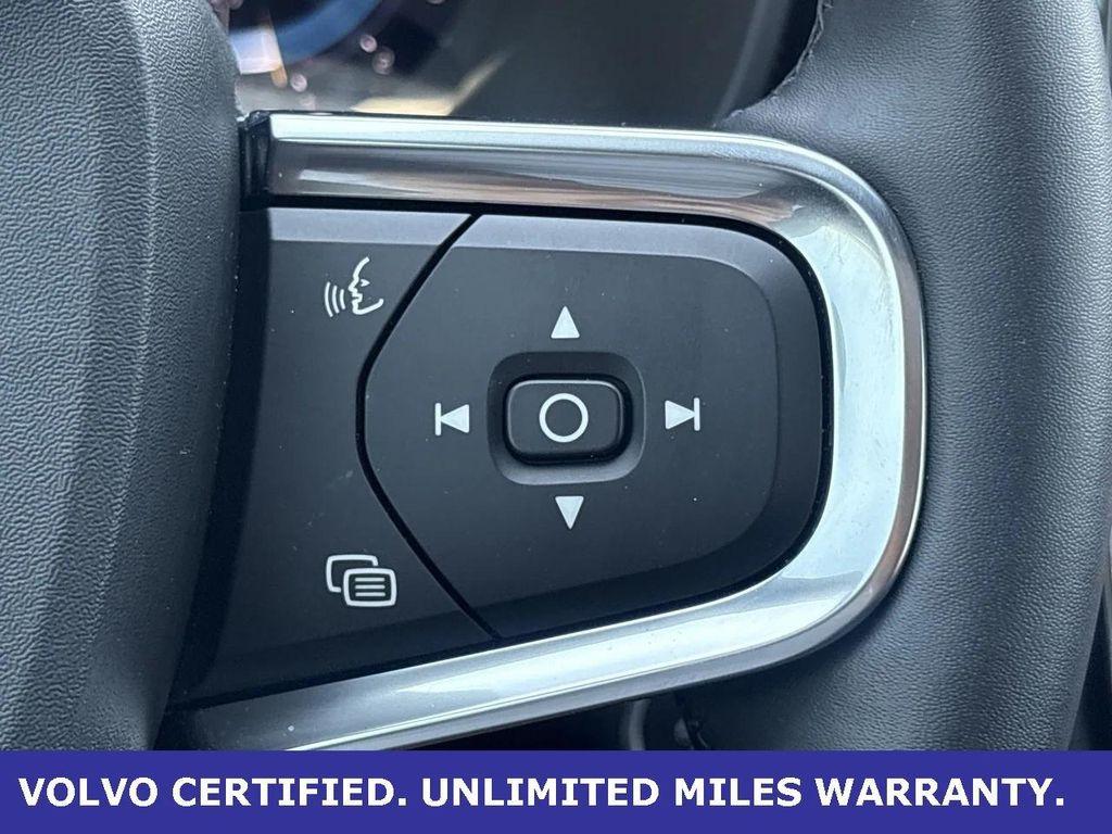 used 2025 Volvo XC40 car, priced at $34,900