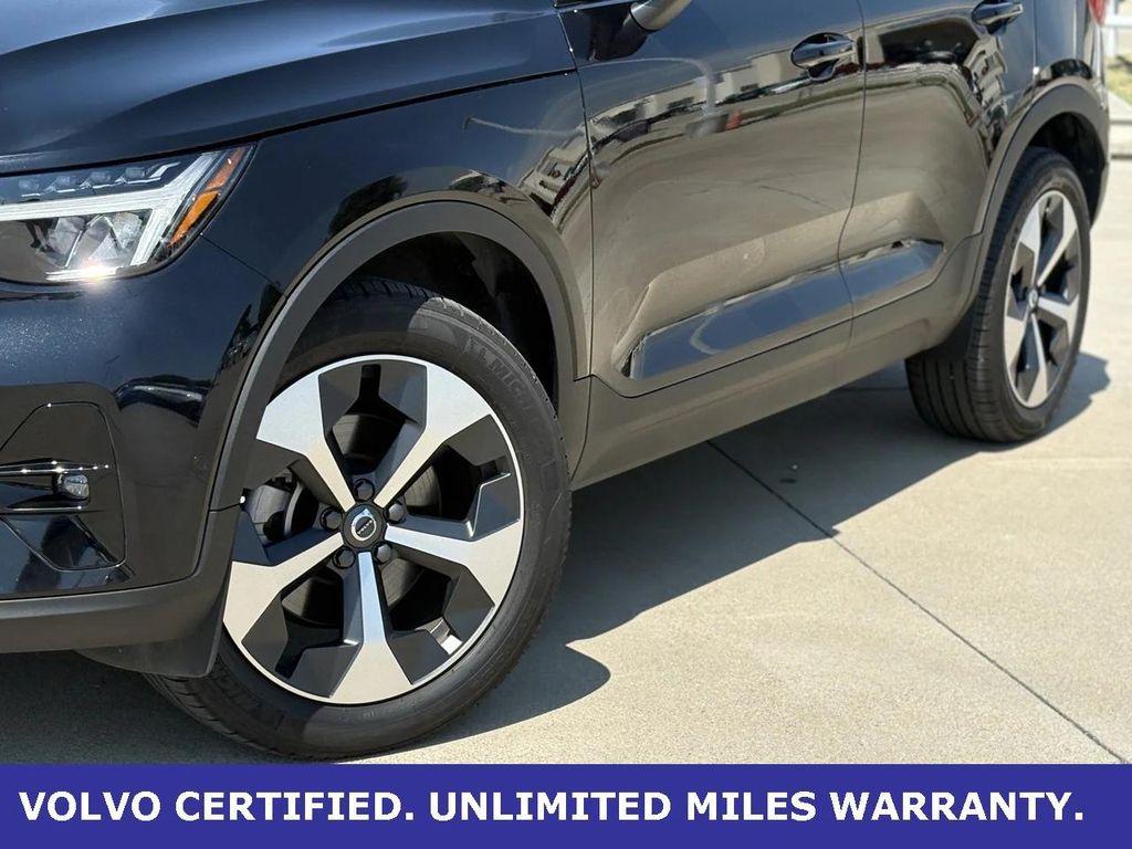 used 2025 Volvo XC40 car, priced at $34,900