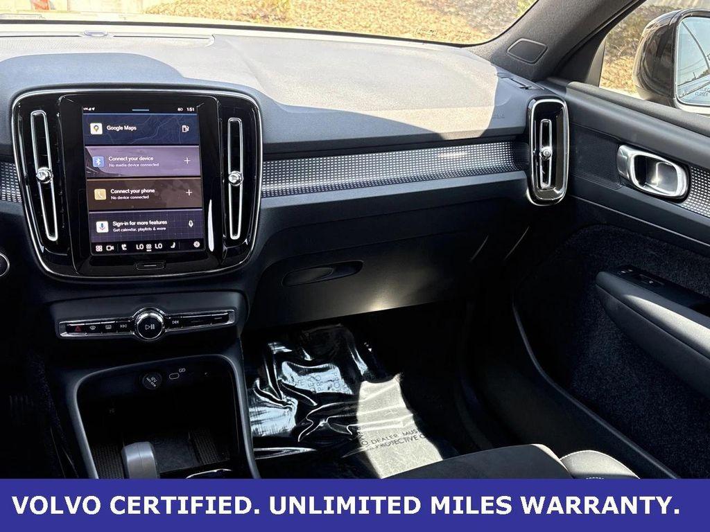 used 2025 Volvo XC40 car, priced at $34,900