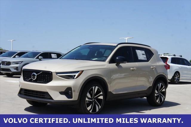 new 2025 Volvo XC40 car, priced at $48,585
