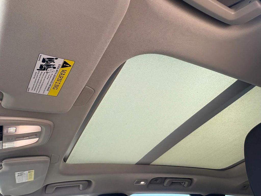 new 2026 Volvo XC90 Plug-In Hybrid car, priced at $81,875
