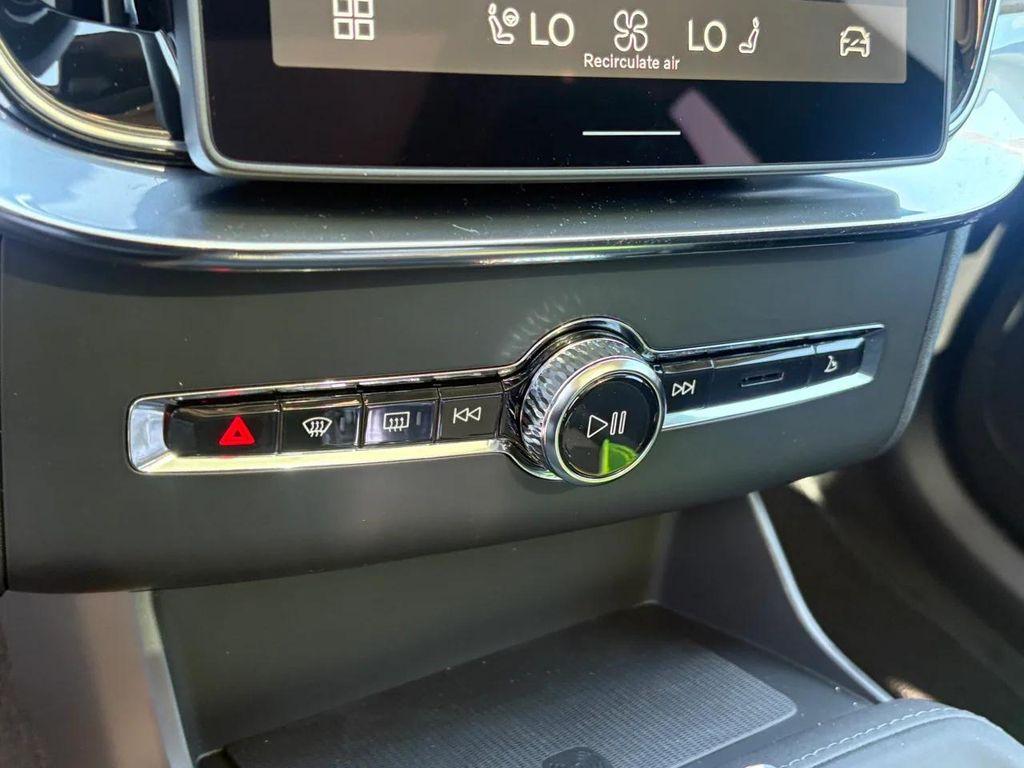 new 2026 Volvo XC90 Plug-In Hybrid car, priced at $81,875