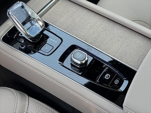 new 2025 Volvo XC90 car, priced at $67,455