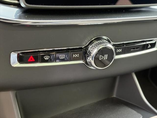 new 2025 Volvo XC90 car, priced at $67,455