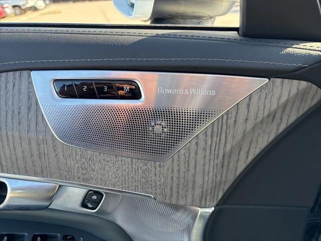 used 2022 Volvo XC90 Recharge Plug-In Hybrid car, priced at $51,515