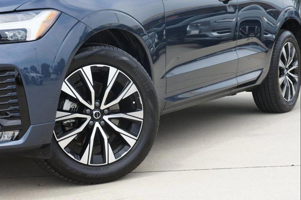 used 2024 Volvo XC60 car, priced at $39,700