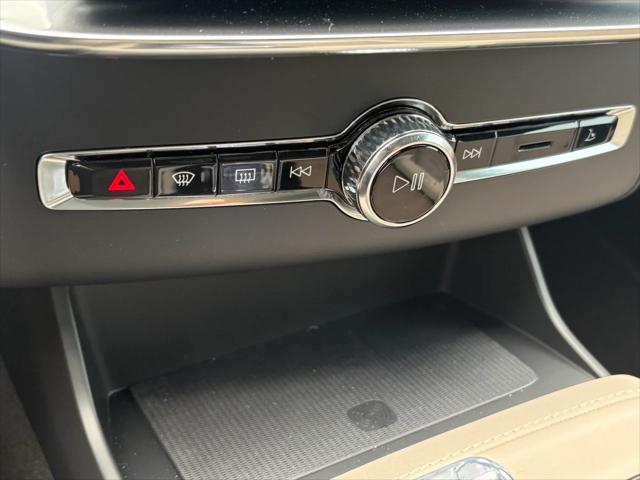 new 2025 Volvo XC90 Plug-In Hybrid car, priced at $73,985