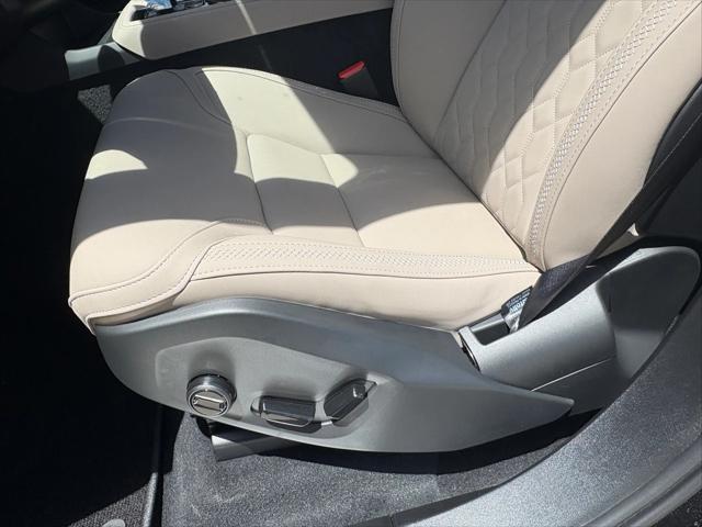 new 2025 Volvo XC90 Plug-In Hybrid car, priced at $75,485