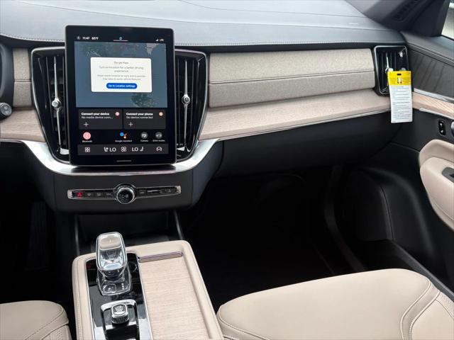 new 2025 Volvo XC90 Plug-In Hybrid car, priced at $73,985