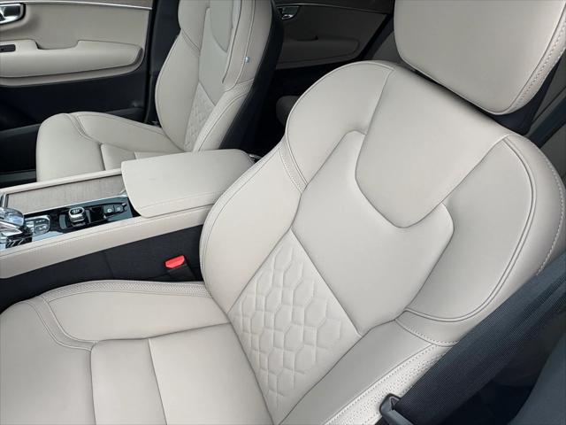 new 2025 Volvo XC90 Plug-In Hybrid car, priced at $73,985