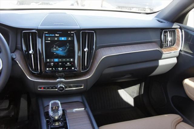 used 2022 Volvo XC60 car, priced at $38,328