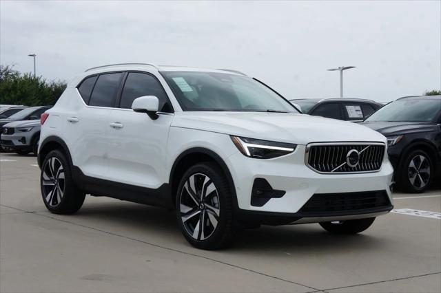 new 2025 Volvo XC40 car, priced at $51,785