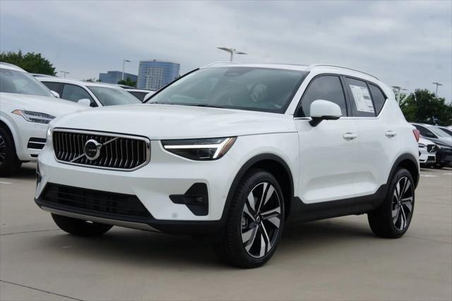 new 2025 Volvo XC40 car, priced at $51,785