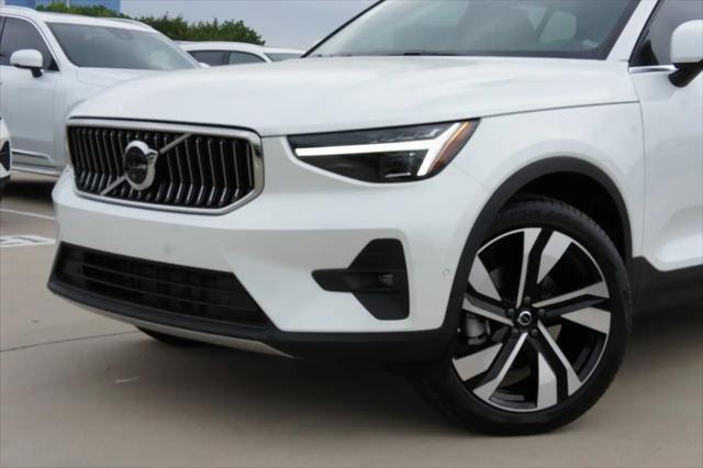 new 2025 Volvo XC40 car, priced at $51,785